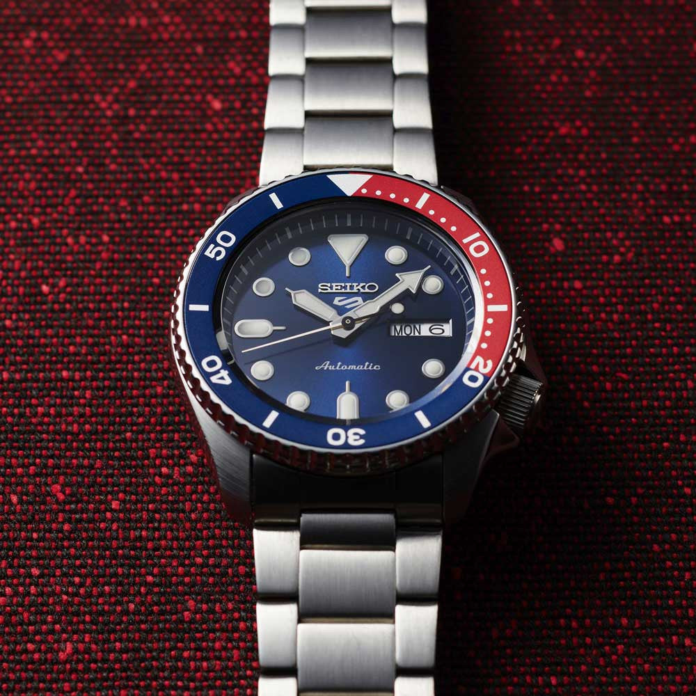 Seiko 5 Sports Watch 3-hand Automatic