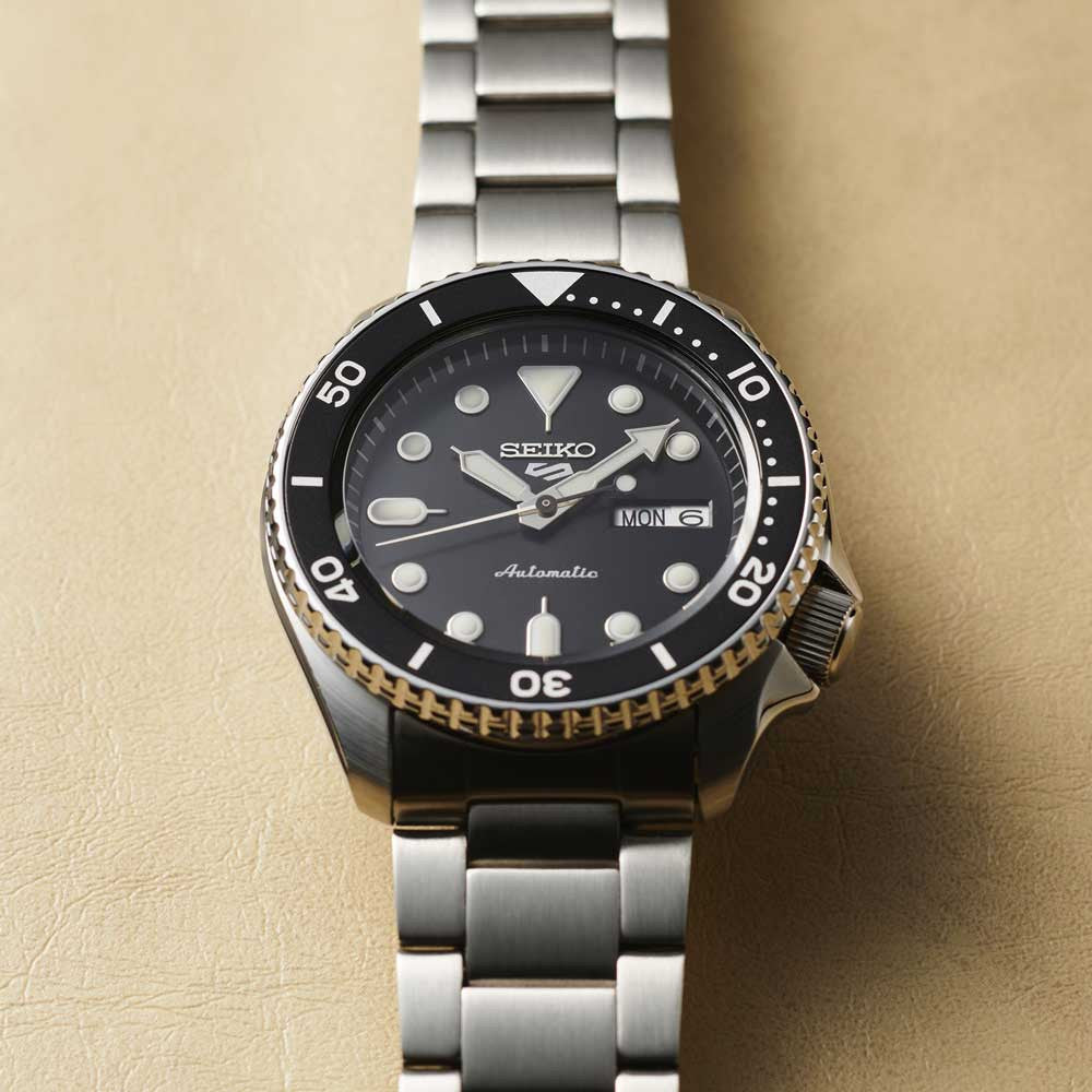 Seiko 5 Sports watch 3-Hand Automatic